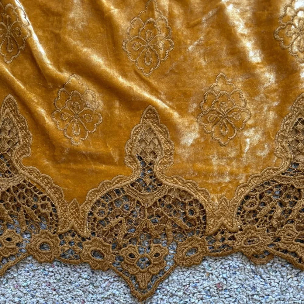 Altar’d State Velvet Goldenrod Halter Top Size Medium NWT - Picture 7 of 15